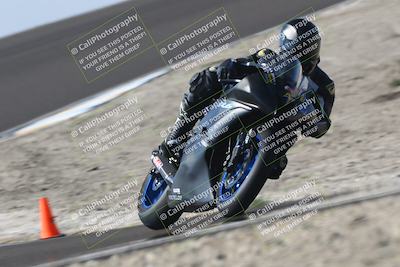 media/Nov-01-2025-TrackDaz (Sat) [[2b4d5192bc]]/B Group/1220pm (Turn 2 Outside)/